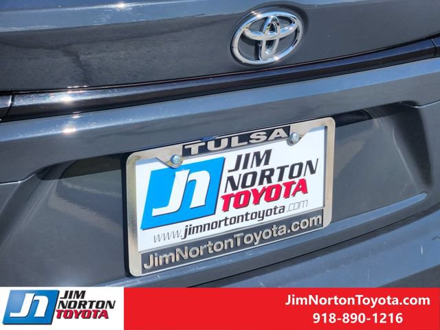 Used 2026 Toyota Corolla LE FWD image 11