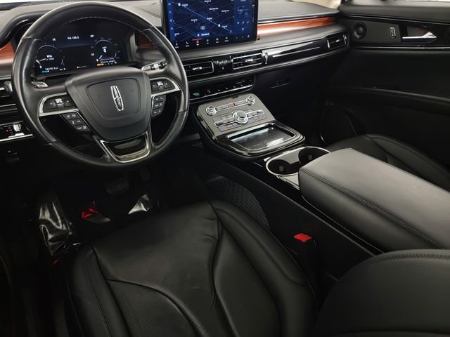 Used 2023 Lincoln Nautilus Reserve w/ Equipment Group 201A image 31