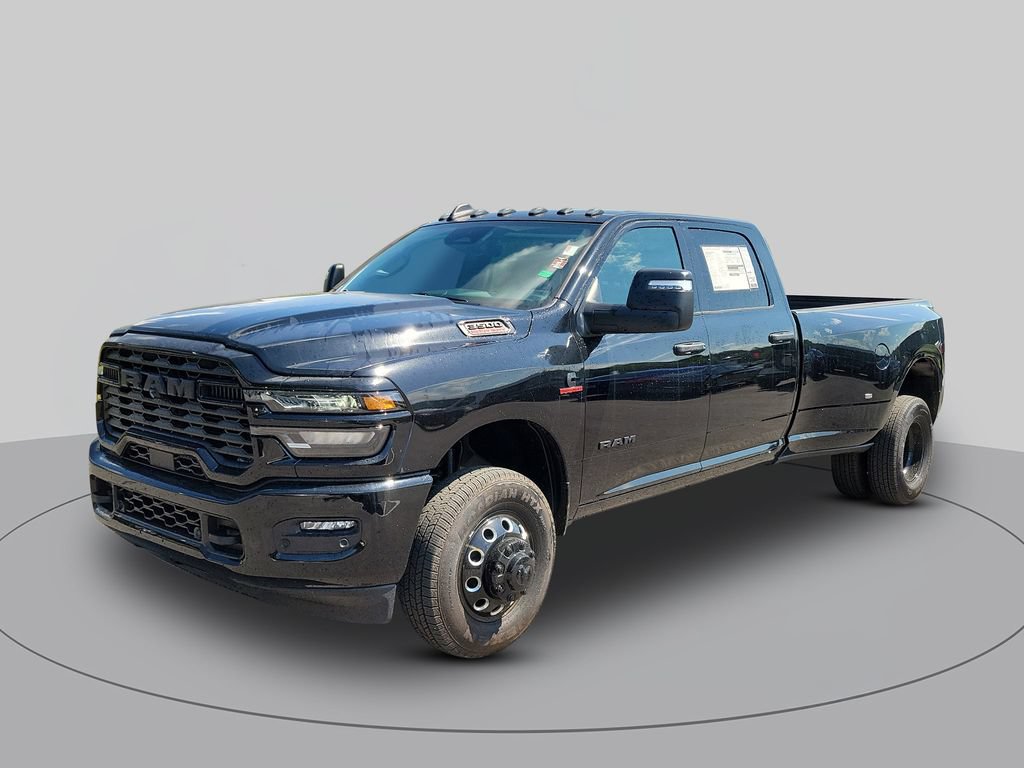 New 2026 RAM 3500 Big Horn AWD/4WD image 7
