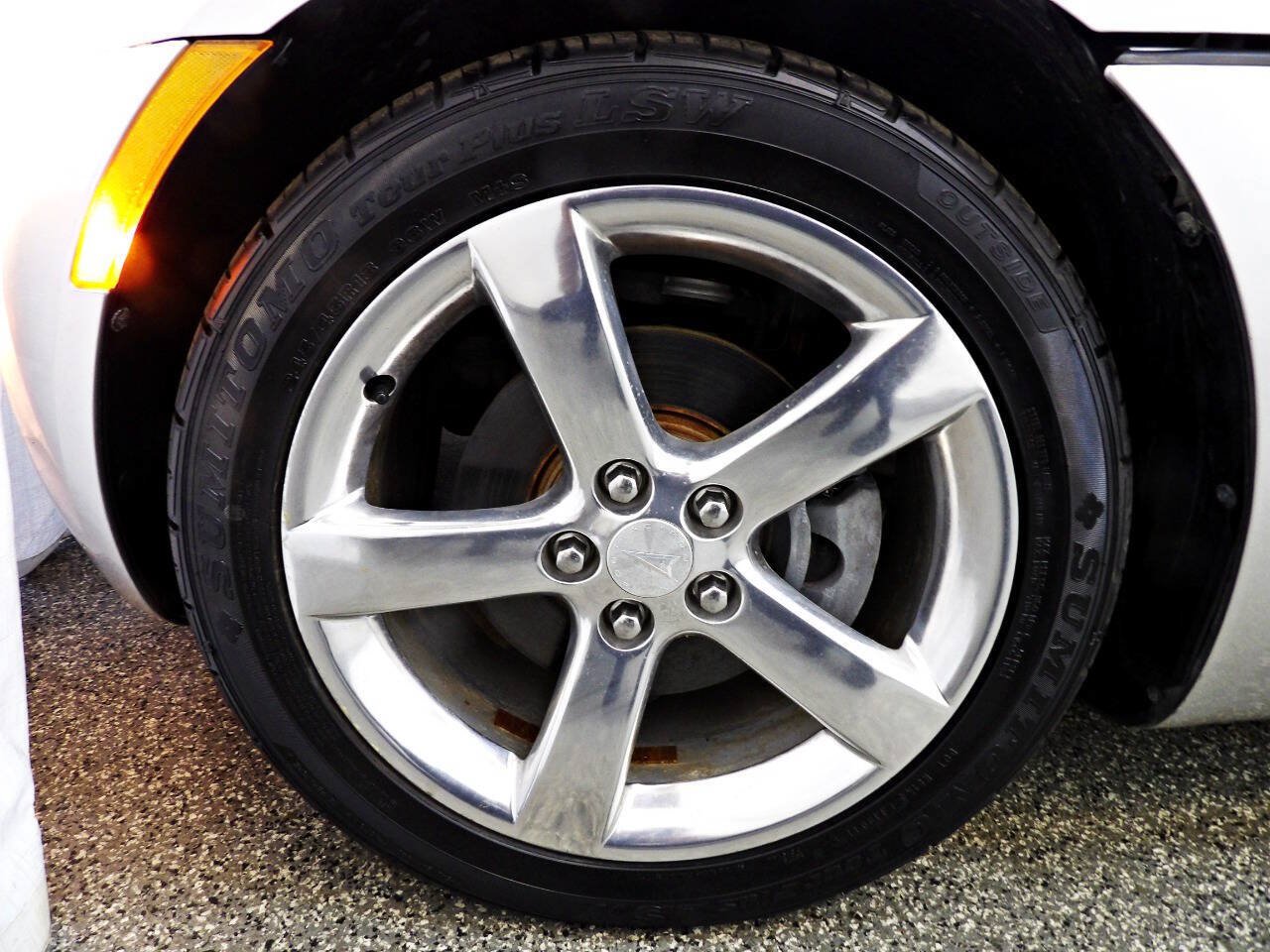 Used 2007 Pontiac Solstice Convertible w/ Premium Package RWD image 13