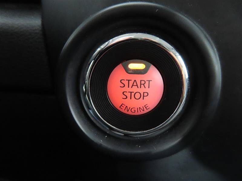 Used 2022 Nissan Titan SV RWD image 18