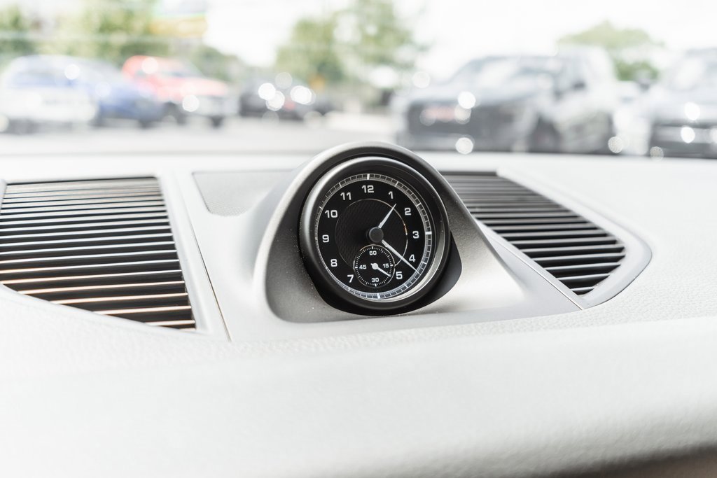 Used 2022 Porsche Macan image 8