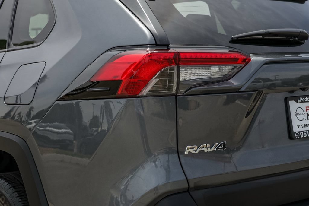 Used 2025 Toyota RAV4 XLE FWD image 7