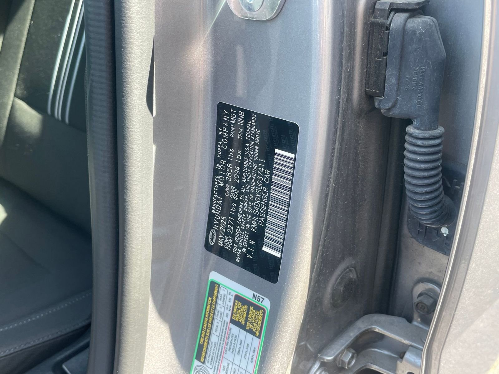 Used 2025 Hyundai Elantra SEL image 30