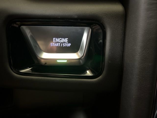 Used 2025 GMC Yukon XL AT4 Ultimate image 33