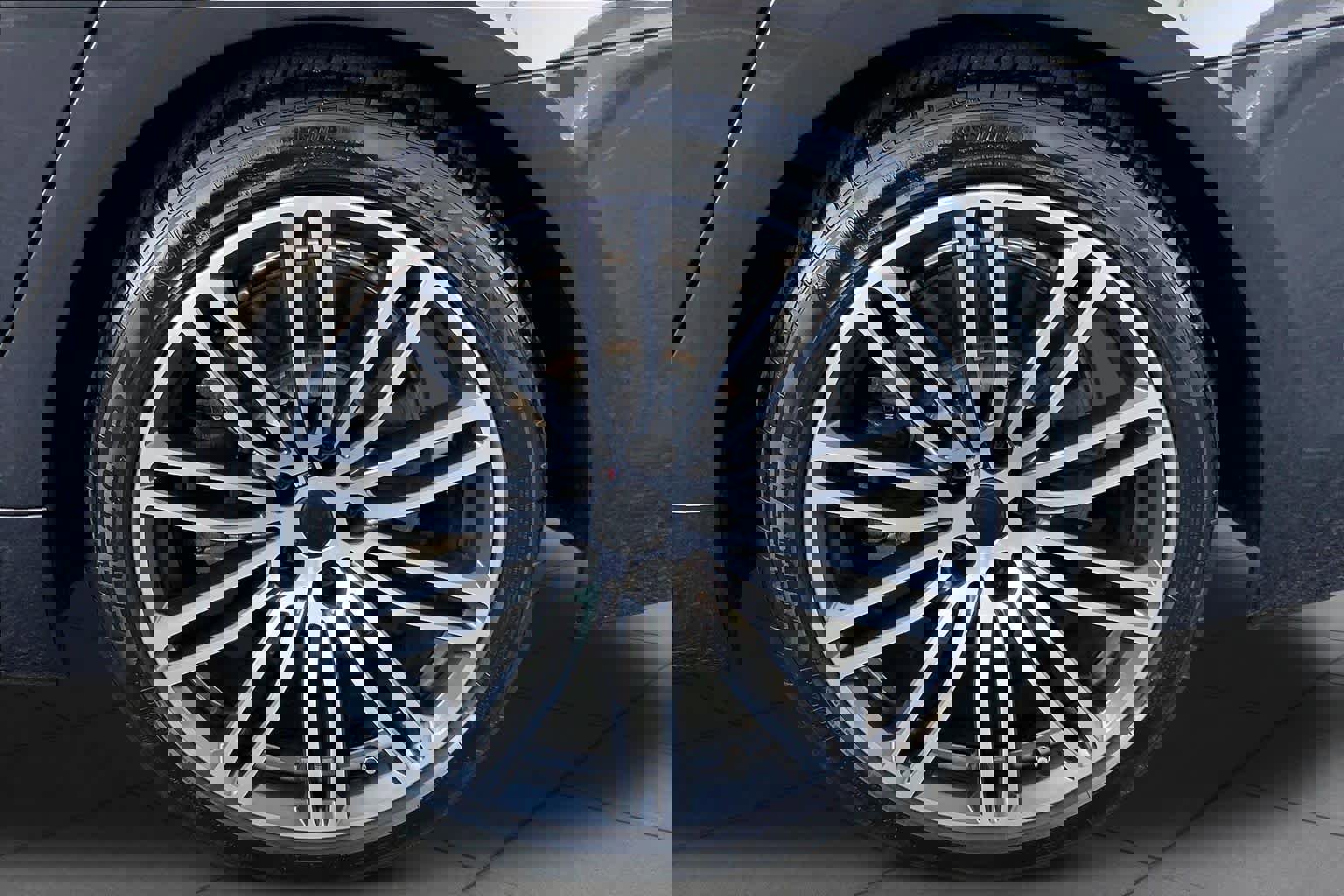 Used 2017 BMW 540i image 11