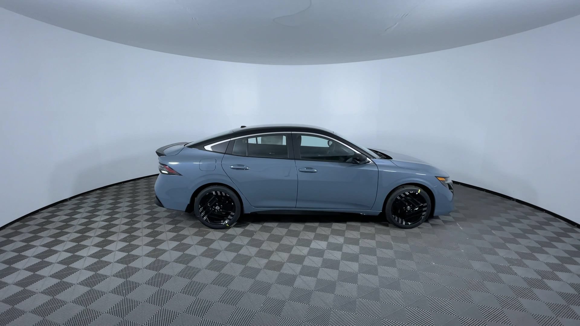 New 2026 Nissan Sentra SR w/ Floor Mat Package FWD image 9