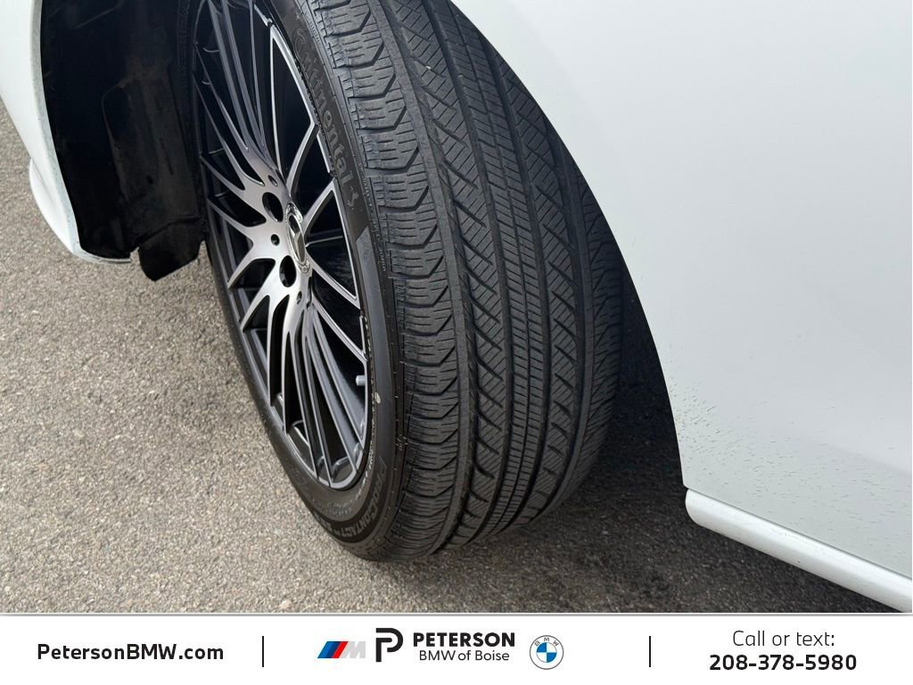 Used 2025 Mercedes-Benz C 300 4MATIC Sedan image 10