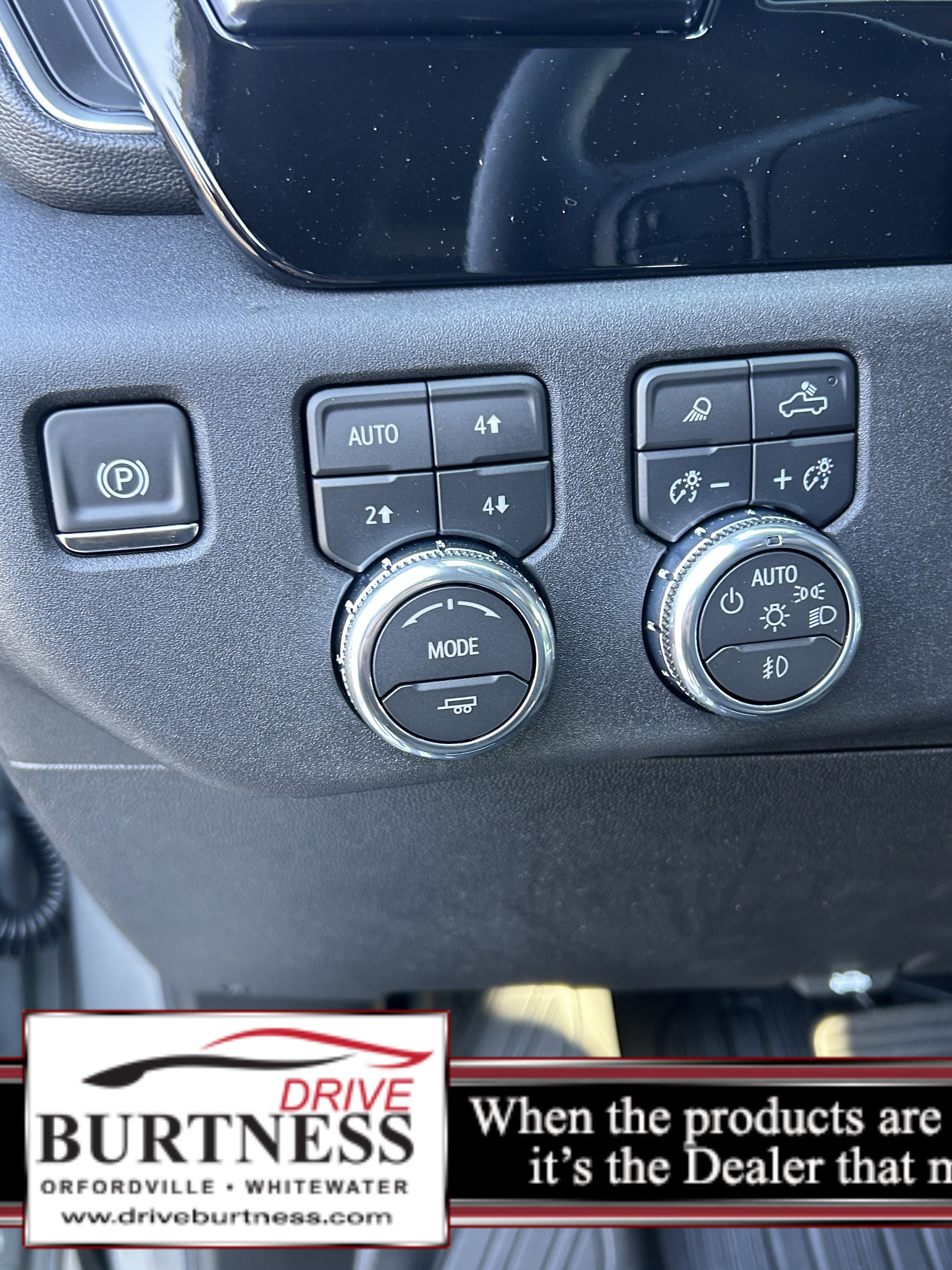 New 2026 GMC Sierra 3500 SLT w/ SLT Premium Package image 15