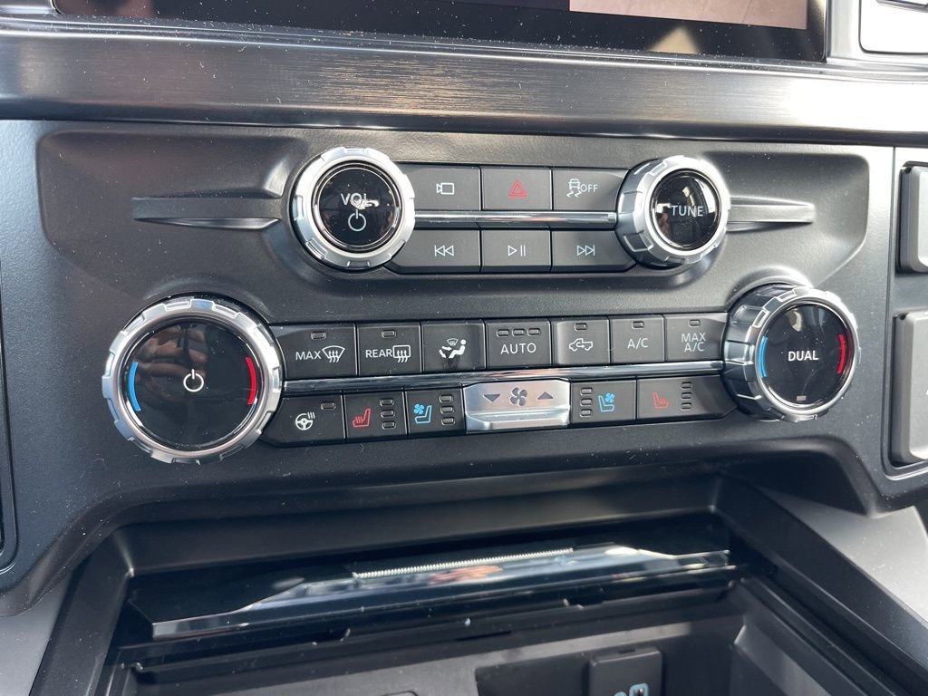 New 2026 Ford F250 Lariat w/ Tremor Off-Road Package image 10