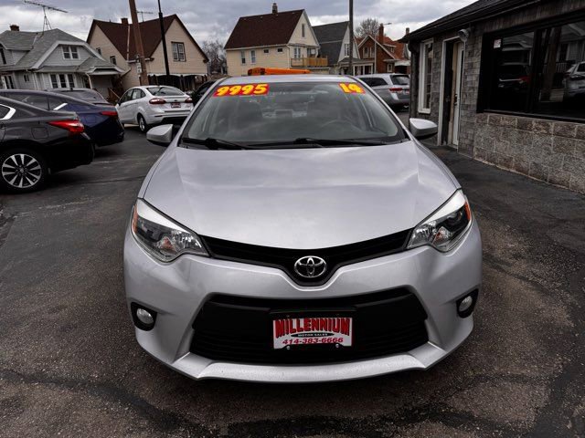 Used 2014 Toyota Corolla LE FWD image 2