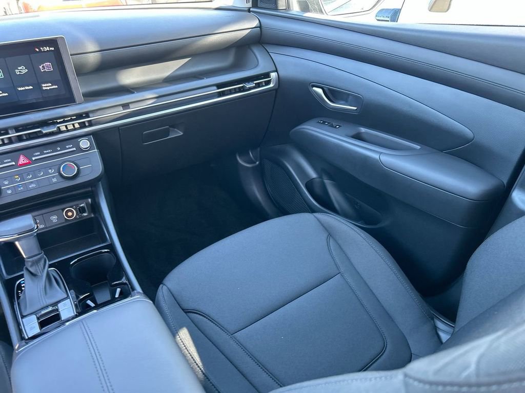 New 2026 Hyundai Tucson SE image 15