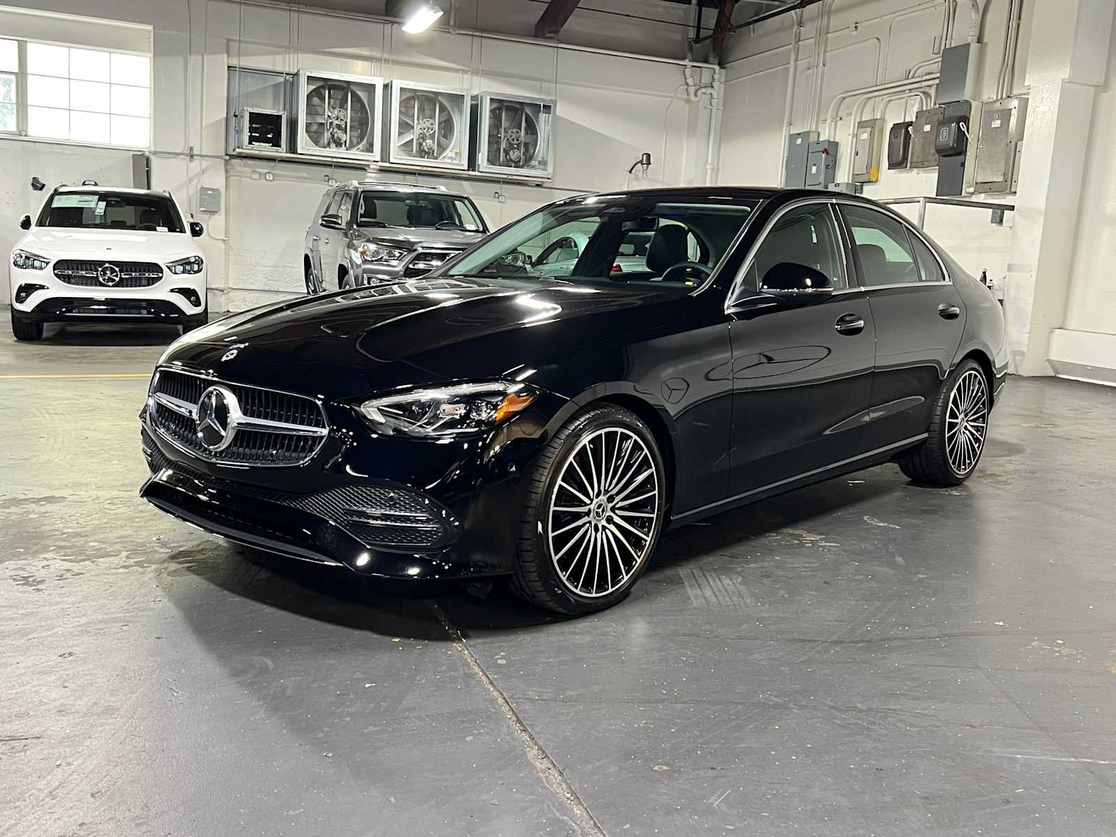 Used 2026 Mercedes-Benz C 300 4MATIC Sedan image 7