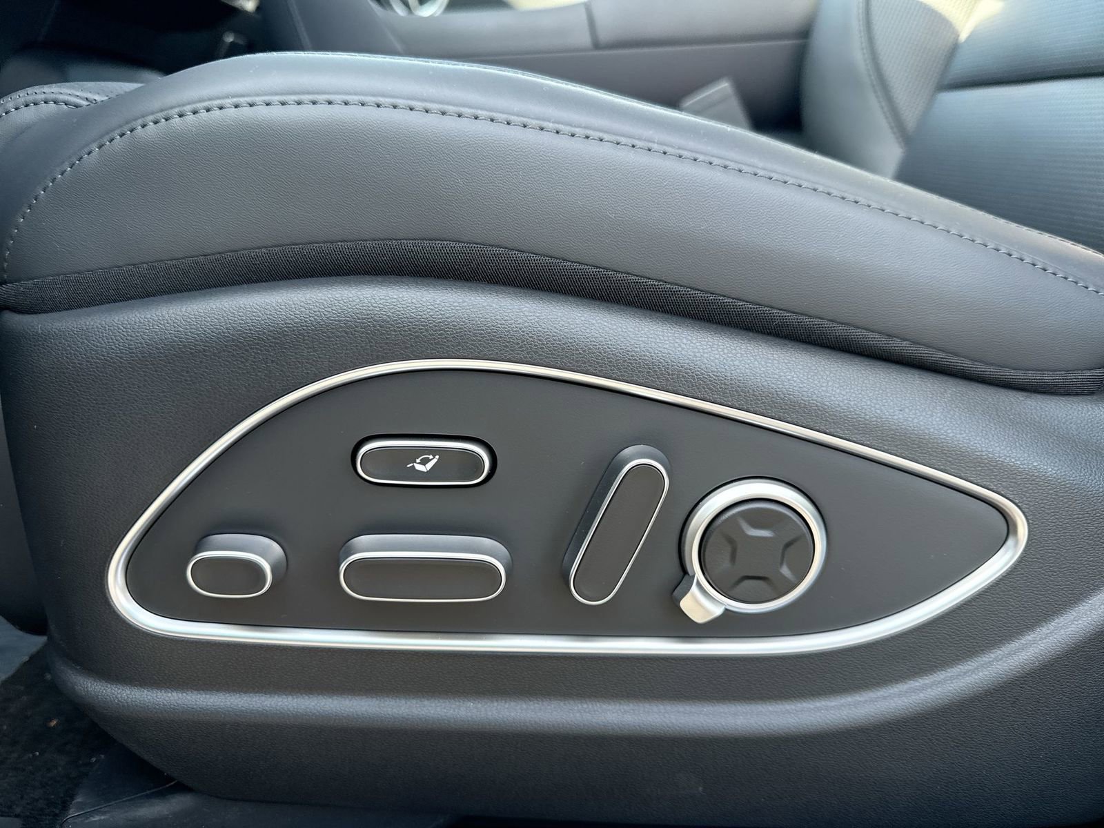 New 2026 Hyundai Palisade Calligraphy image 13