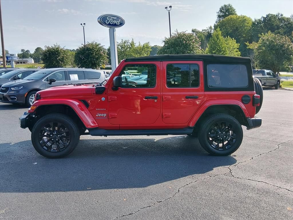 Used 2024 Jeep Wrangler Unlimited Sahara AWD/4WD image 7