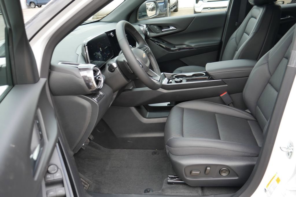 New 2026 Chevrolet Equinox LT image 8