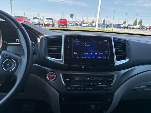 Used 2017 Honda Ridgeline RTL-T image 18