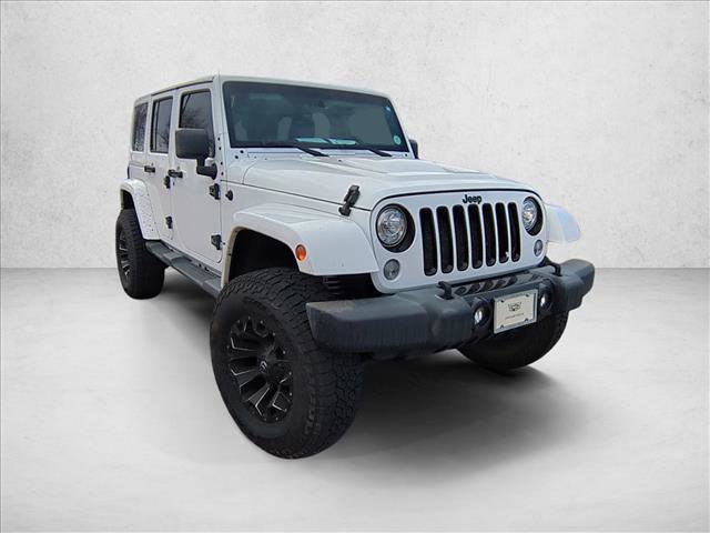 Used 2018 Jeep Wrangler Unlimited Sahara image 3