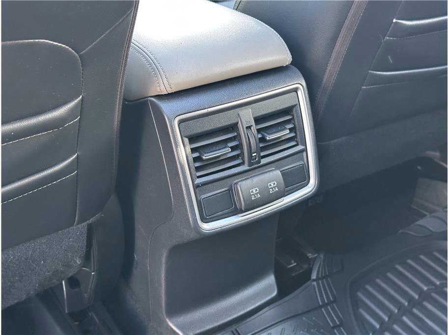 Used 2019 Subaru Forester Limited w/ Popular Package #3 image 18