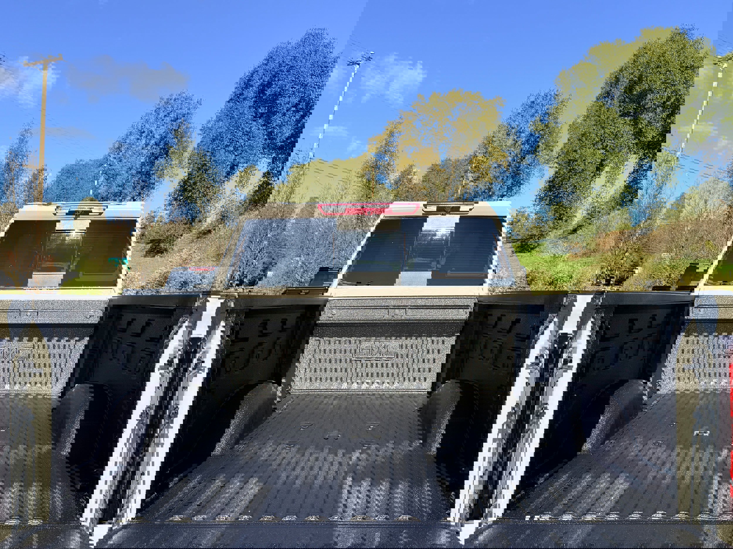 New 2026 GMC Sierra 2500 SLE w/ SLE Value Package; image 7