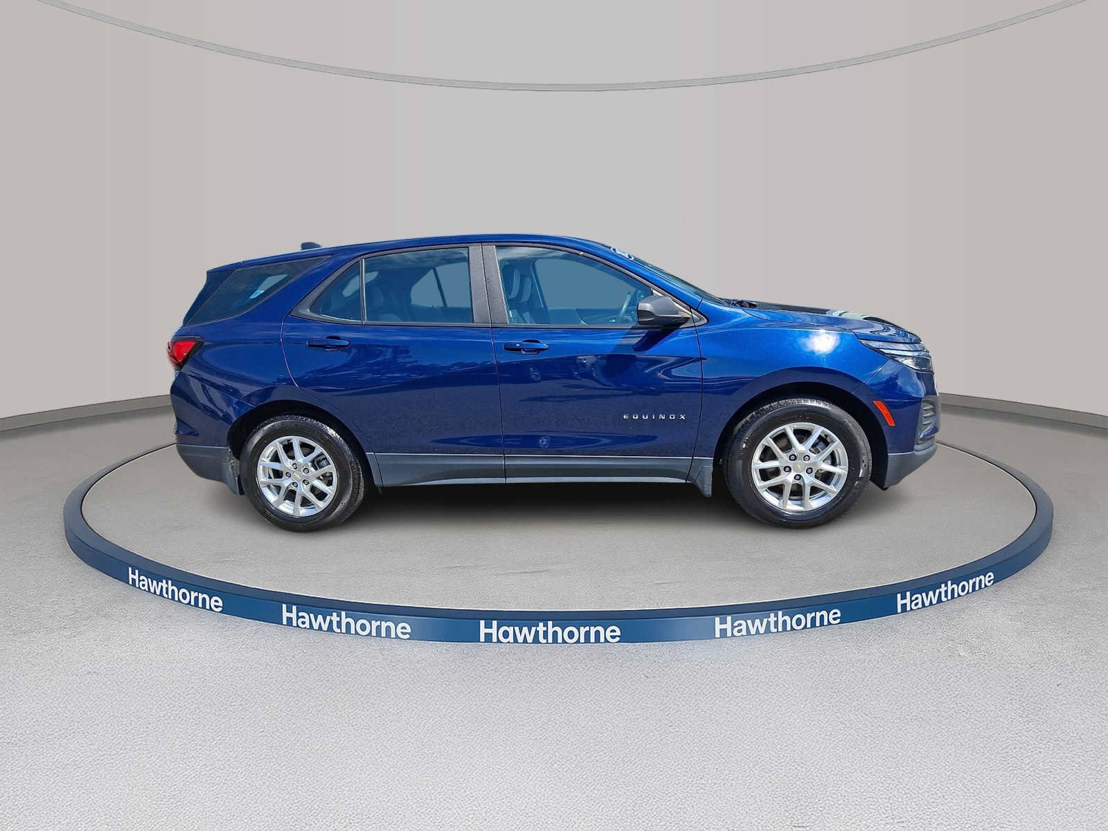 Used 2023 Chevrolet Equinox LS w/ LPO, Floor Liner Package FWD image 6