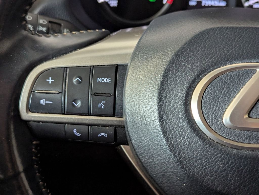 Used 2020 Lexus GX 460 Premium w/ Premium Package image 40