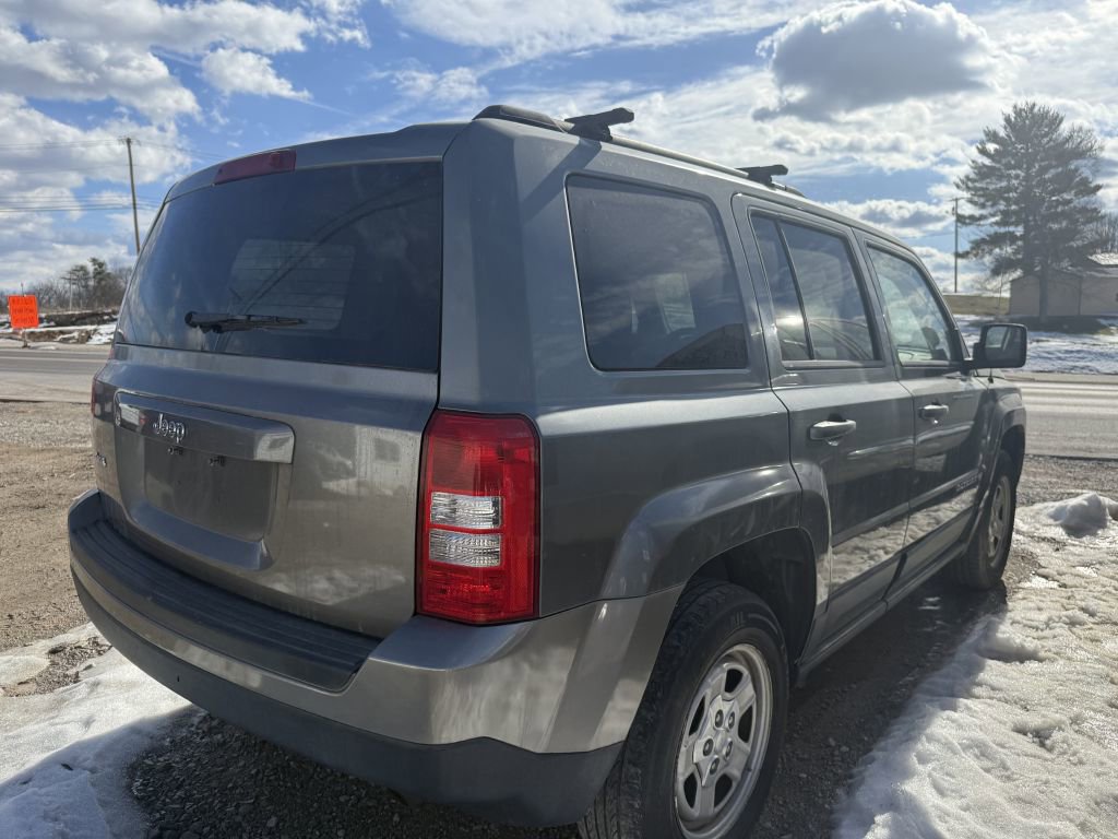 Used 2012 Jeep Patriot Sport w/ PWR Value Group AWD/4WD image 3