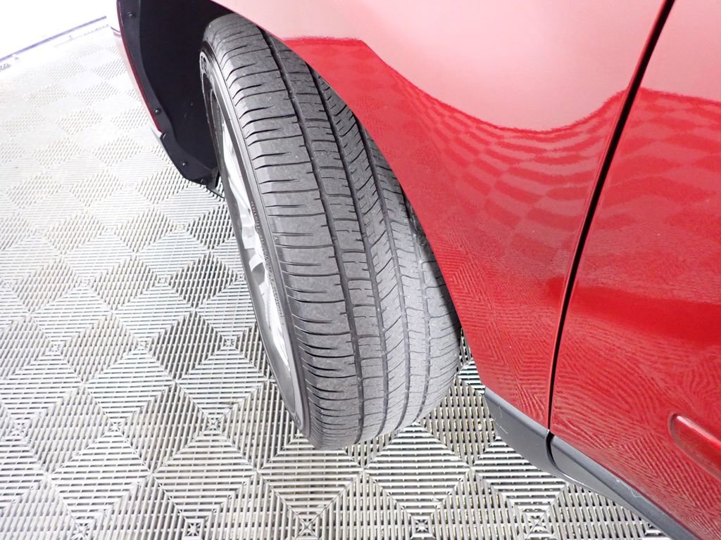 Used 2015 GMC Acadia SLT image 40