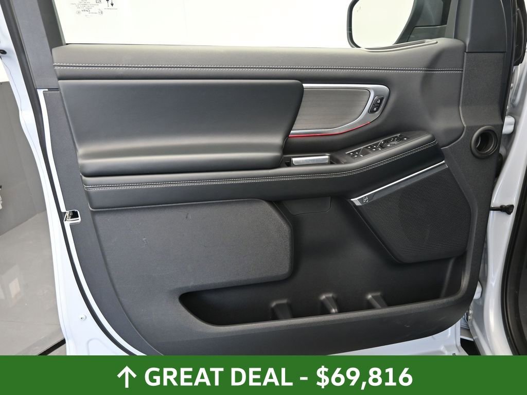 Used 2025 Ford Expedition Max Platinum image 24