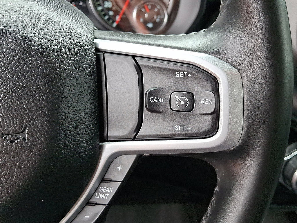 Used 2022 RAM 1500 Big Horn AWD/4WD image 18