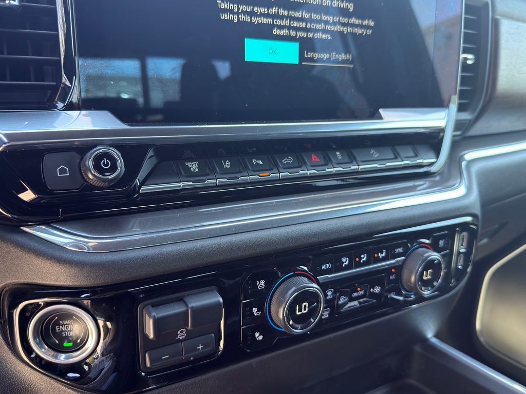 Used 2024 Chevrolet Silverado 3500 High Country w/ Technology Package image 19