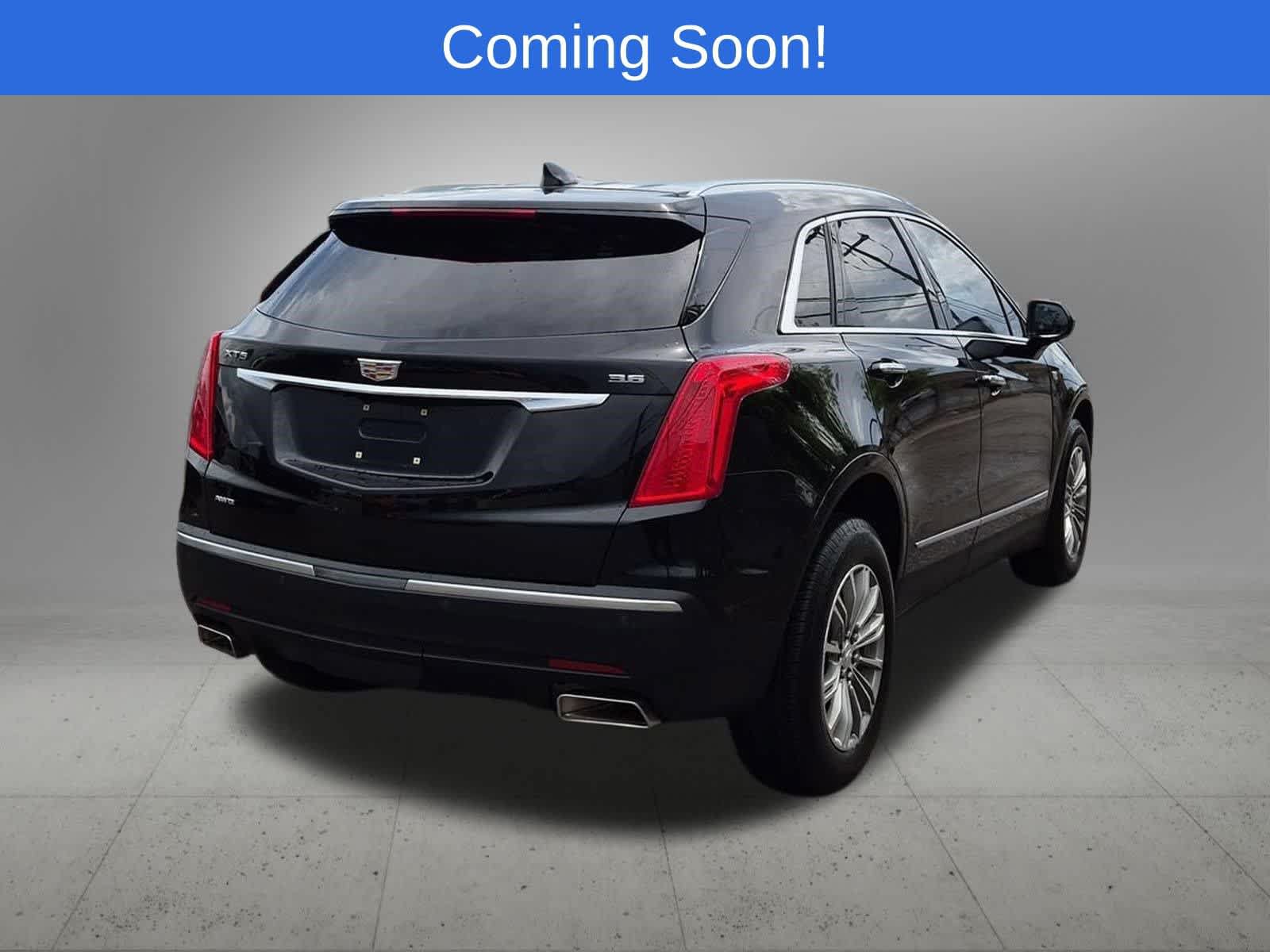Used 2018 Cadillac XT5 Luxury w/ Driver Awareness Package AWD/4WD image 6