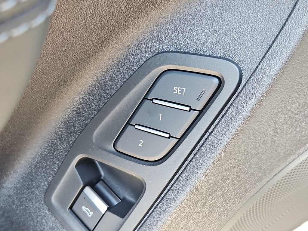 New 2026 Audi Q3 quattro 2.0T AWD/4WD image 13
