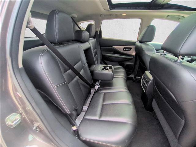 Used 2016 Nissan Murano Platinum w/ Platinum Technology Package AWD/4WD image 19