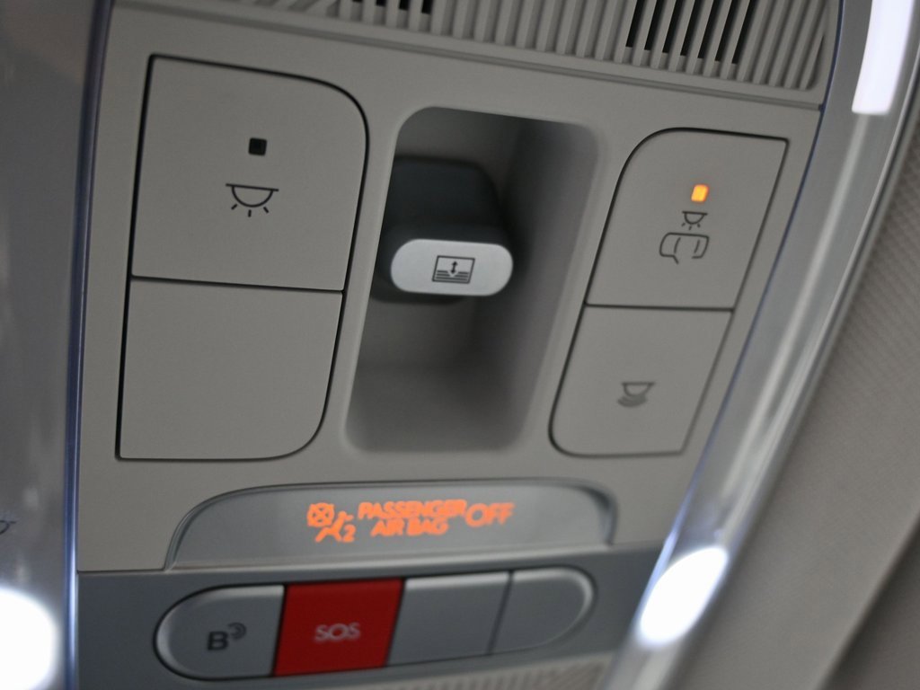 Used 2024 Hyundai Ioniq 5 Limited image 17