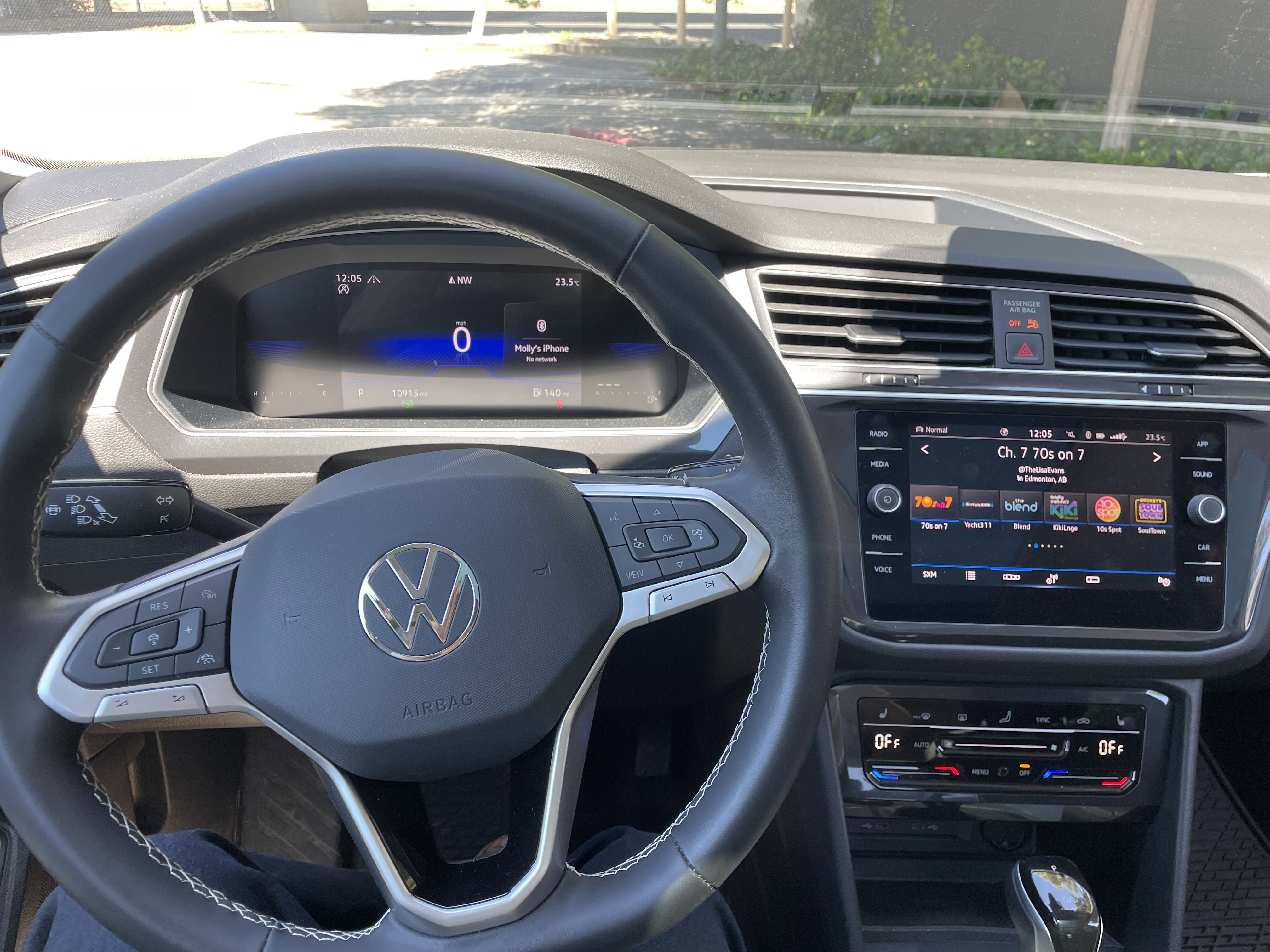 Used 2024 Volkswagen Tiguan SE AWD/4WD image 7