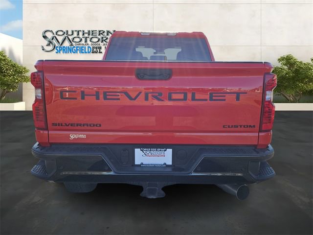 Used 2025 Chevrolet Silverado 2500 Custom w/ Custom Value Package image 4