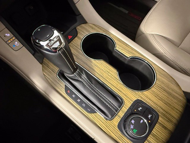 Used 2019 GMC Acadia Denali w/ Technology Package FWD image 27