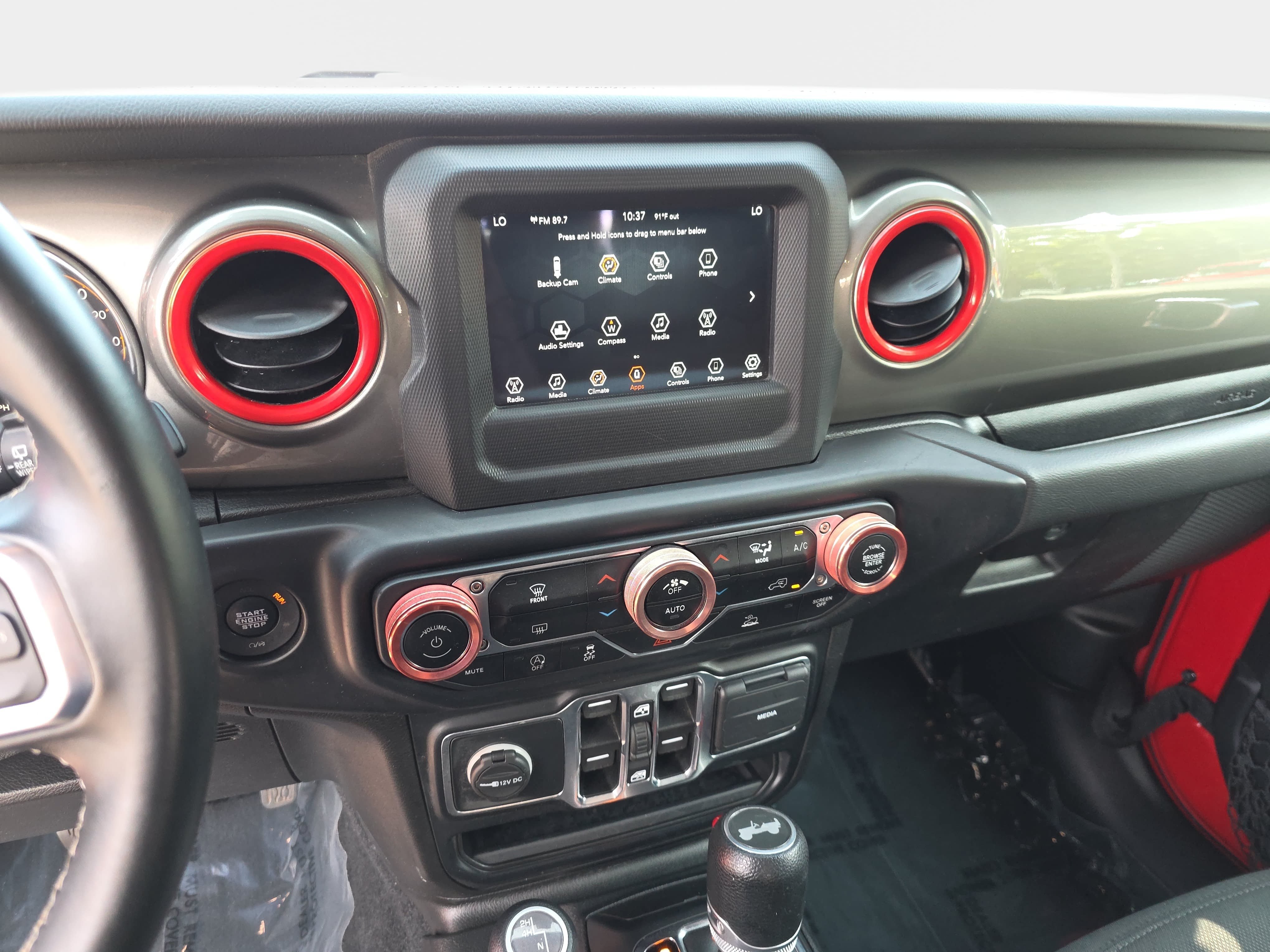 Used 2021 Jeep Wrangler Unlimited Sahara AWD/4WD image 17