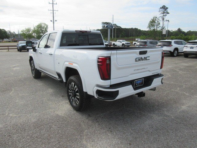 New 2026 GMC Sierra 2500 Denali Ultimate AWD/4WD image 7