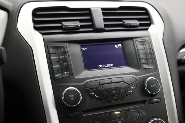 Used 2015 Ford Fusion SE image 22