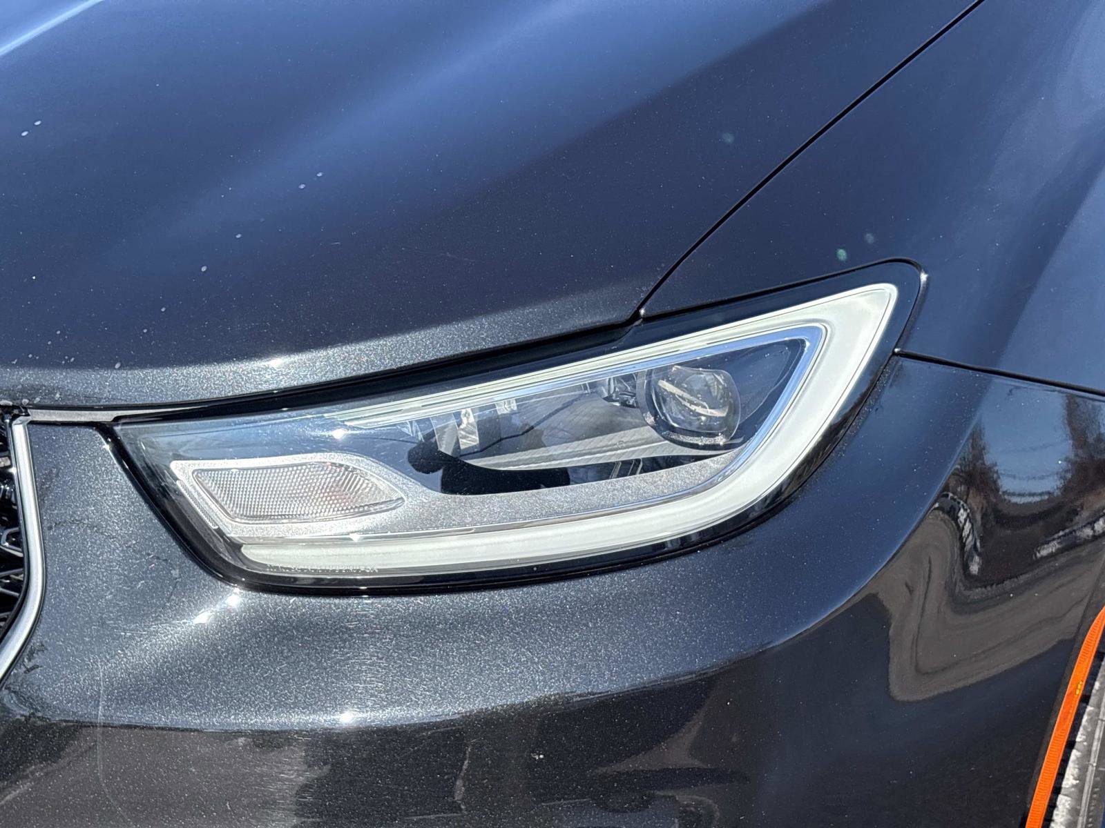 Used 2023 Chrysler Pacifica Pinnacle image 11