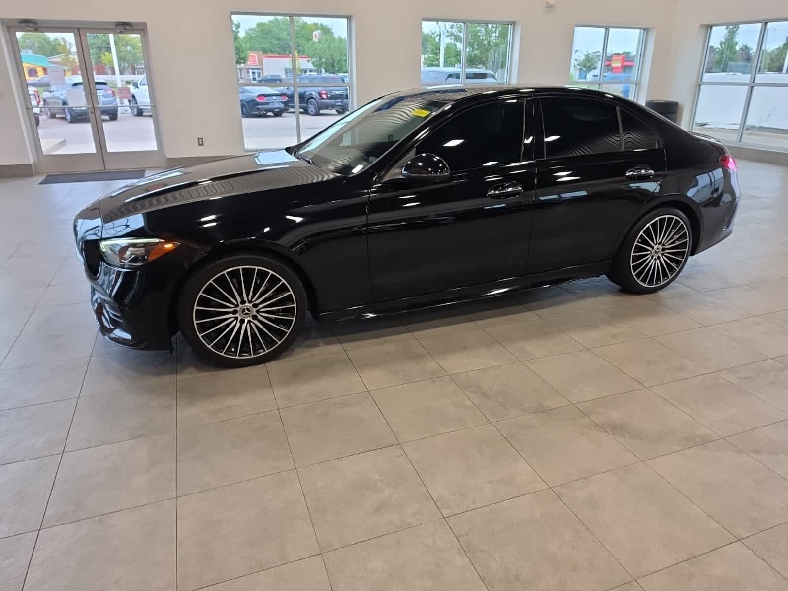 Used 2023 Mercedes-Benz C 300 Sedan image 13