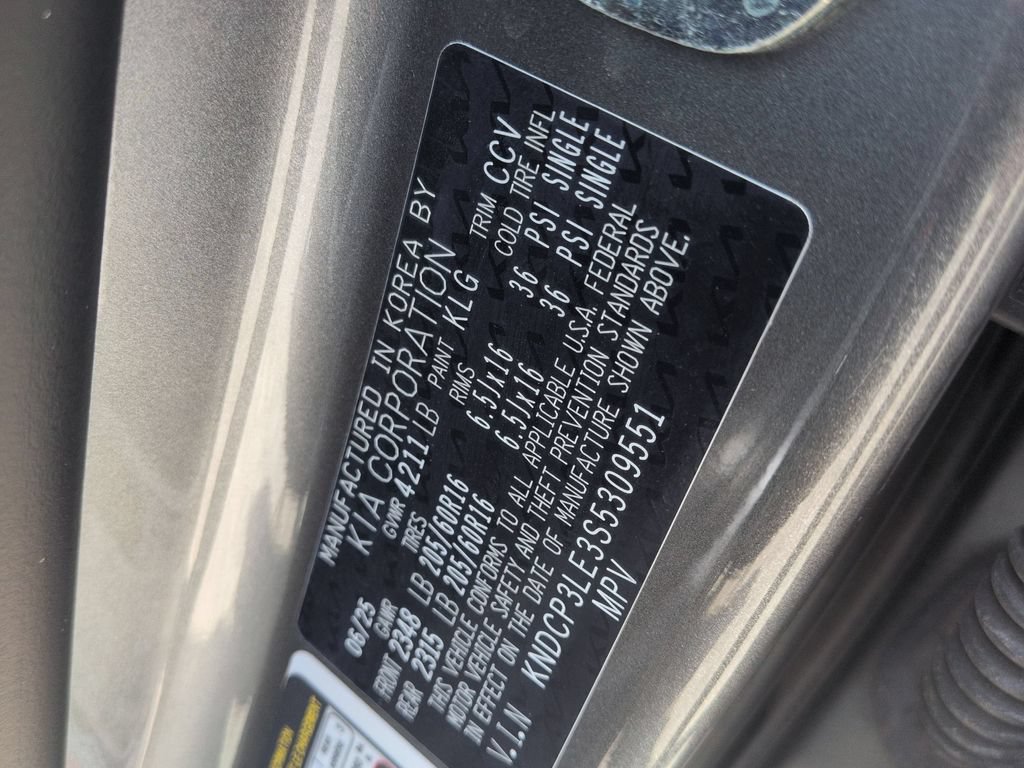 Used 2025 Kia Niro LX FWD image 34