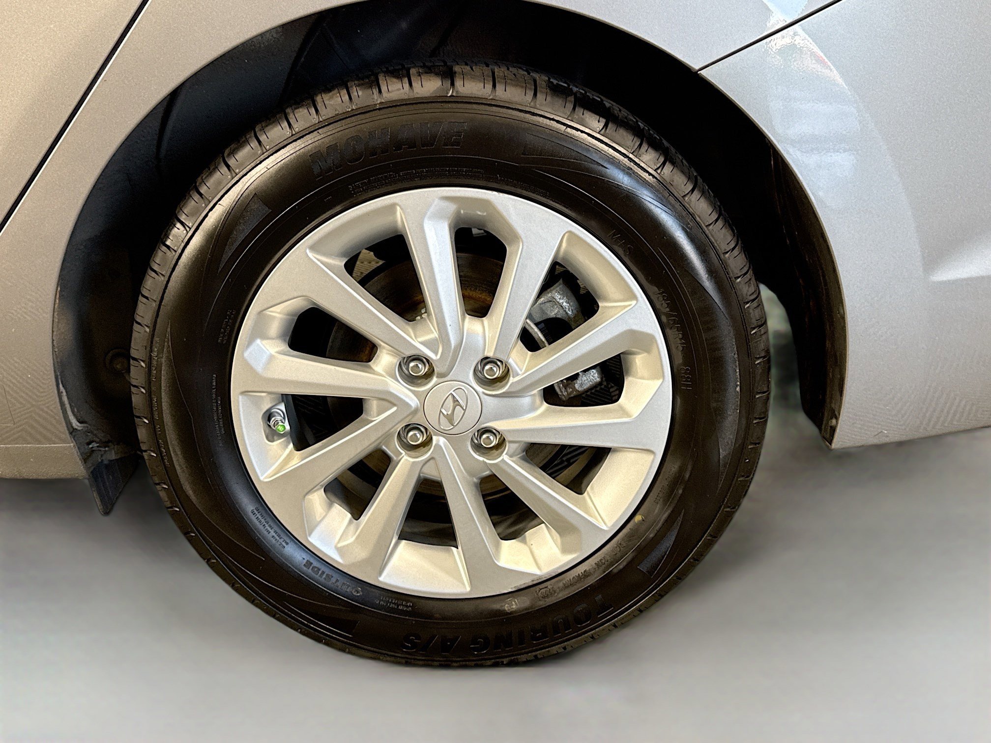 Used 2022 Hyundai Accent SEL image 36