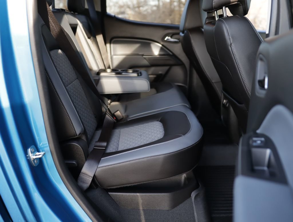 Used 2022 Chevrolet Colorado Z71 image 29