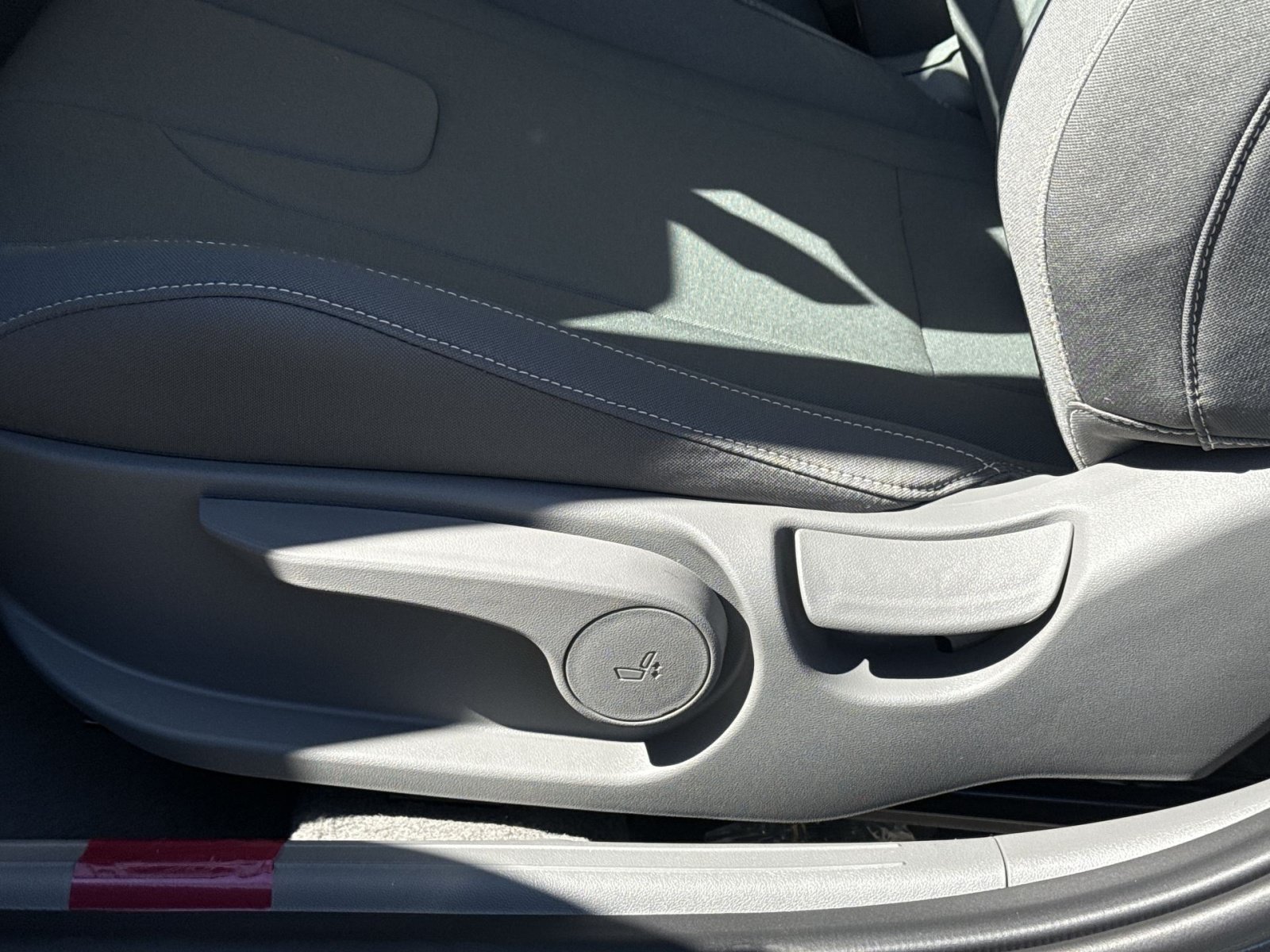 New 2026 Hyundai Elantra SEL Sport Premium FWD image 14