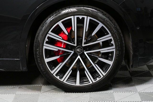 Used 2023 Maserati Grecale Modena AWD/4WD image 7