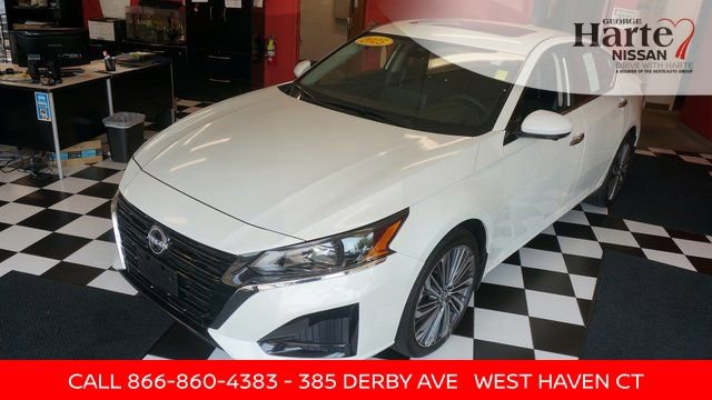 Certified 2025 Nissan Altima 2.5 SL image 2