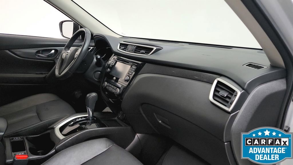 Used 2015 Nissan Rogue SL image 40